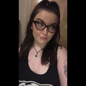 Meet your Posher, Katrina